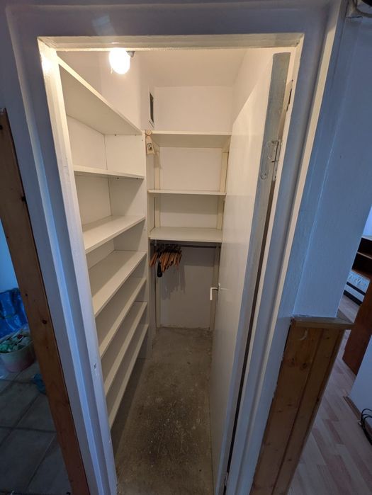 Inchiriez apartament 2 camere - Tudor, Bul 1 Dec 1918, ideal pt studenti