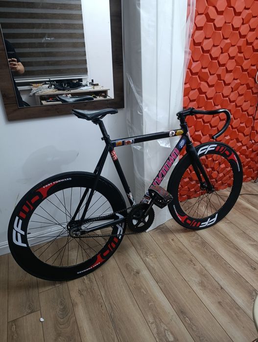 Трековый велосипед unknown