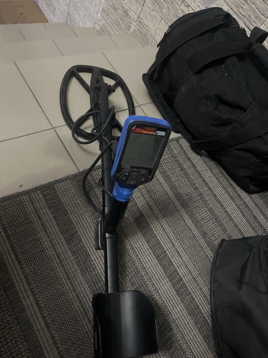 Металоискатель Quest Q20