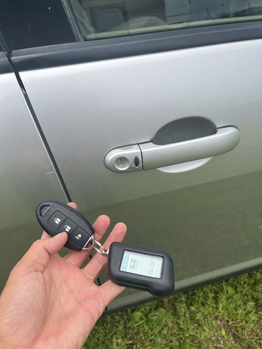 Продам Ниссан Тиида