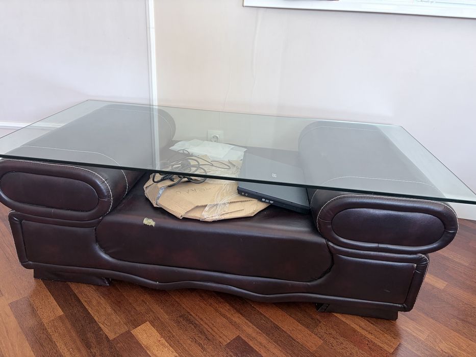 Стол журнальный продается