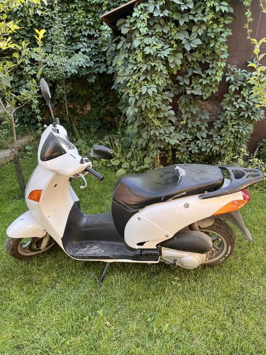 Скутер honda atto