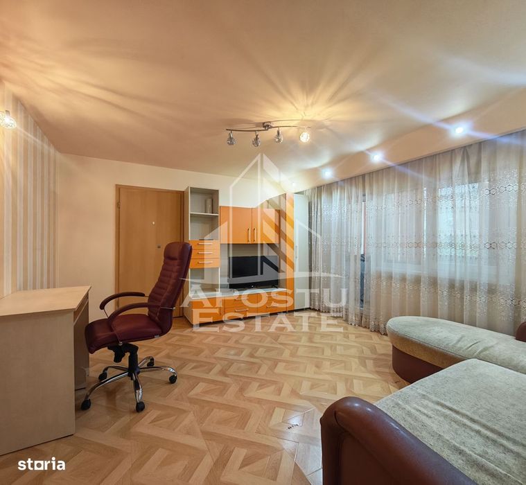 Apartament de vanzare,3 camere si 2 bai,etaj intermediar,zona Aradului — fotografia 1
