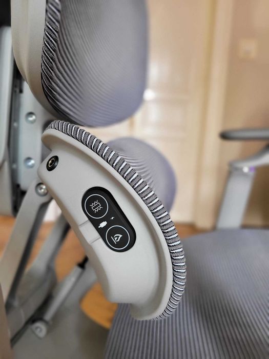 Scaun Birou Ergonomic Premium Ultra Pro Roller, Reglabil cu Suport Lombar, Masaj si Incalzire