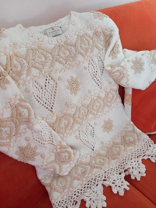 Дизайнерски пуловер ръчна изработка