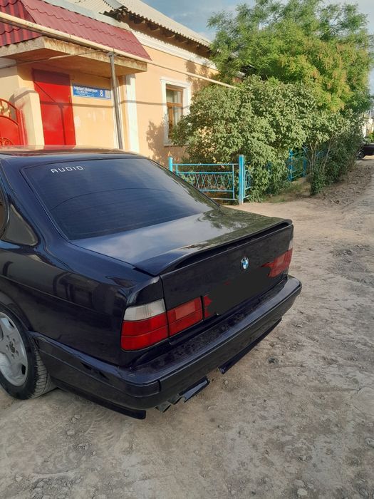 Бмв е34 спойлер срочно