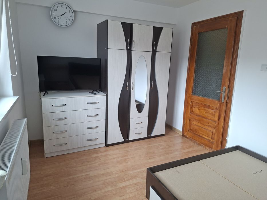 Vand apartament 2 camere
