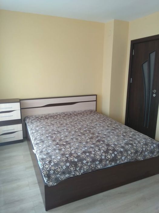 Дава се под наем Тристаен апартамент в Варна, Колхозен пазар - 110 кв.м за 612 € - Снимка #5