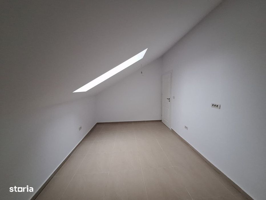 Apartament cu 3 camere- 71 mp utili-bucatarie inchisa- Pozitie excelen