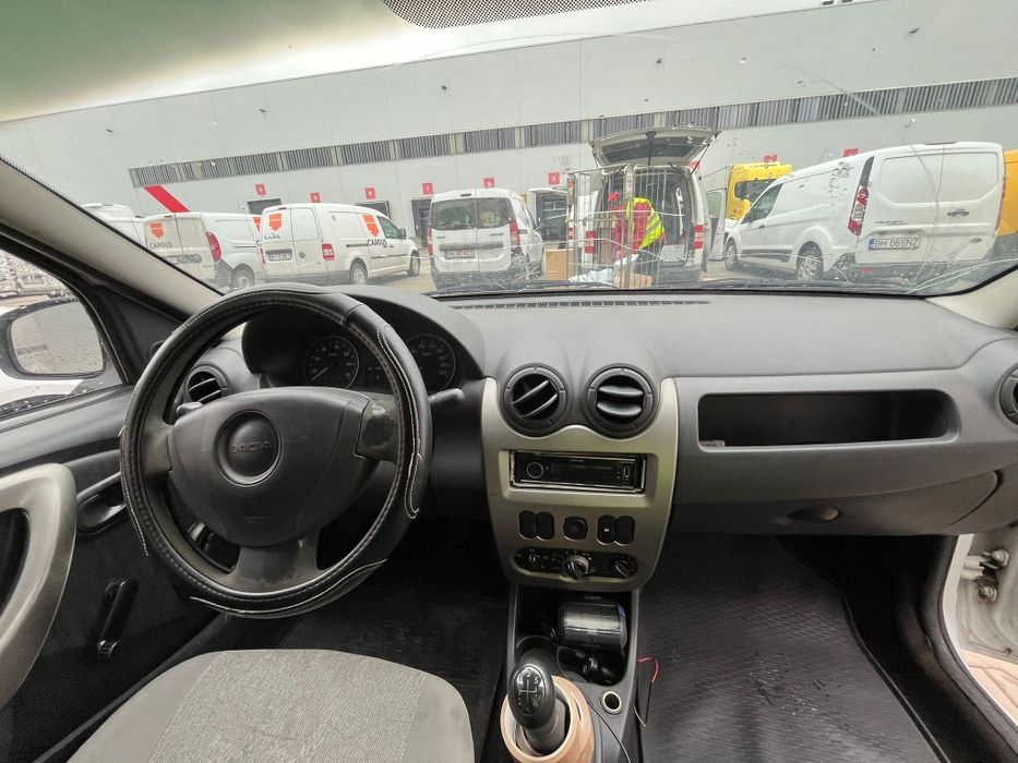 Vand logan van euro 5