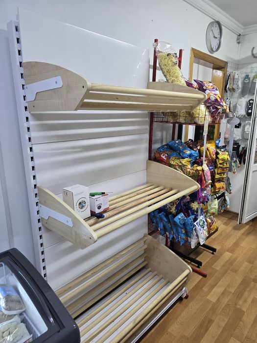 Продам полку для хлеба новую