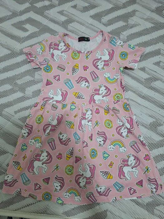 Платья для девочек  от 2-5 лет. НОВЫЕ!