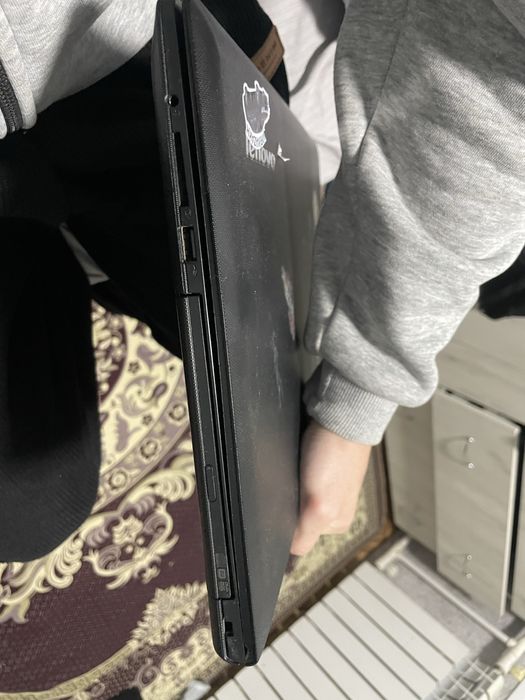 Продам ноутбук Lenovo