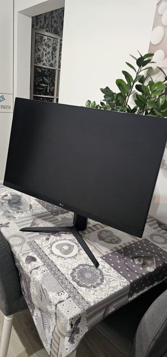 Monitor gaming LG