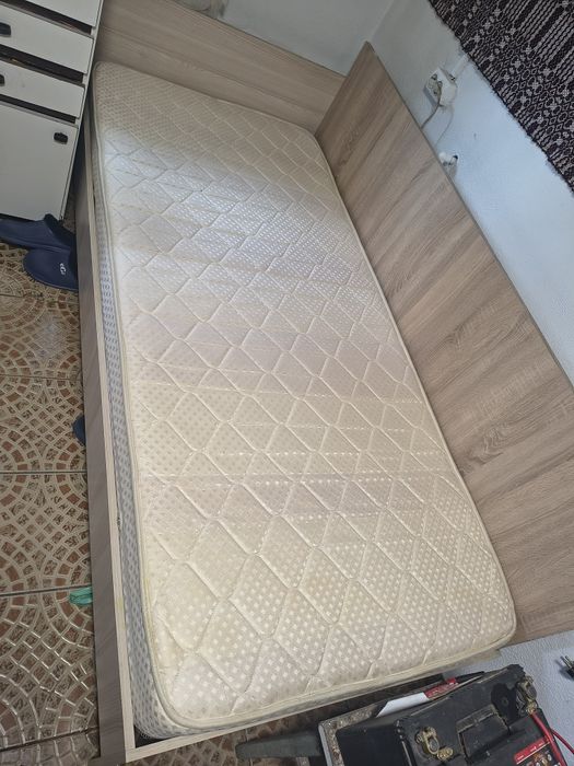 Pat cu saltea  90x 200