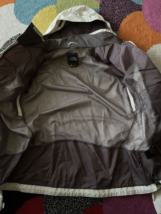 Vând geacă The North Face