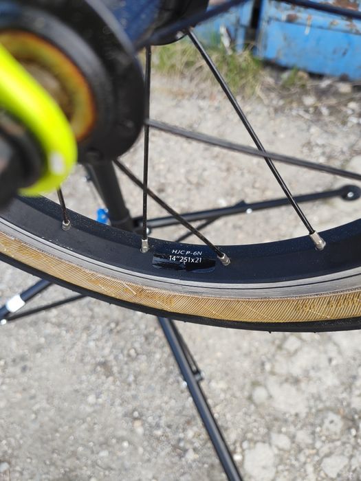 Продавам Boardmah hyb 8.8
