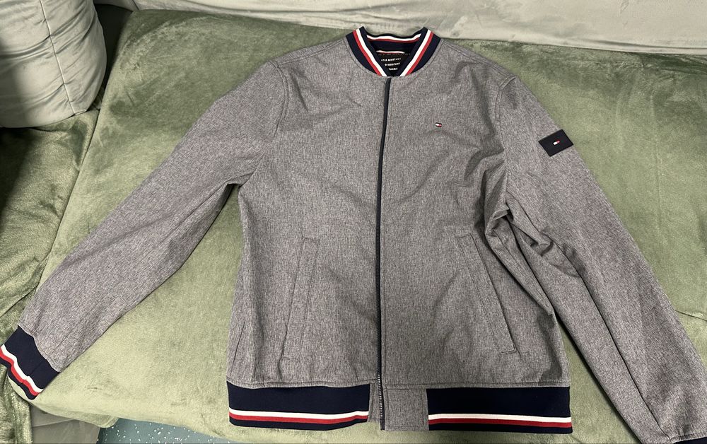 Geaca Tommy Hilfiger primavara-toamna noua L-XL