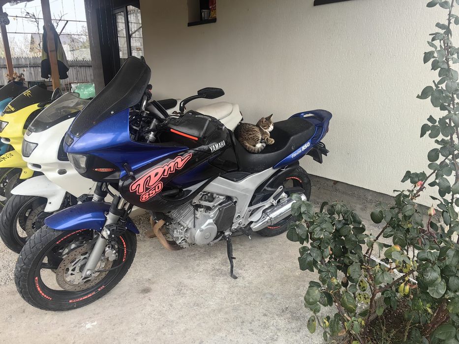 motocicleta yamaha tdm 850 vand/schimb