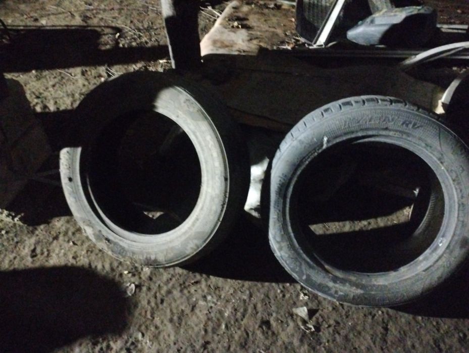 Покрышка на делика