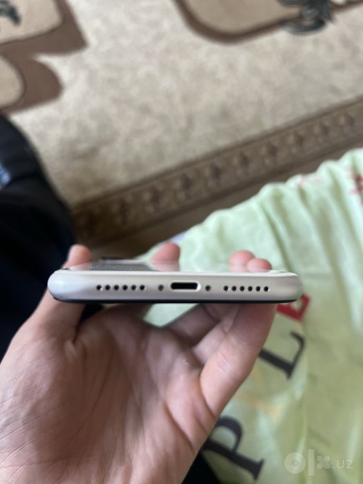 Iphone 11 64/73