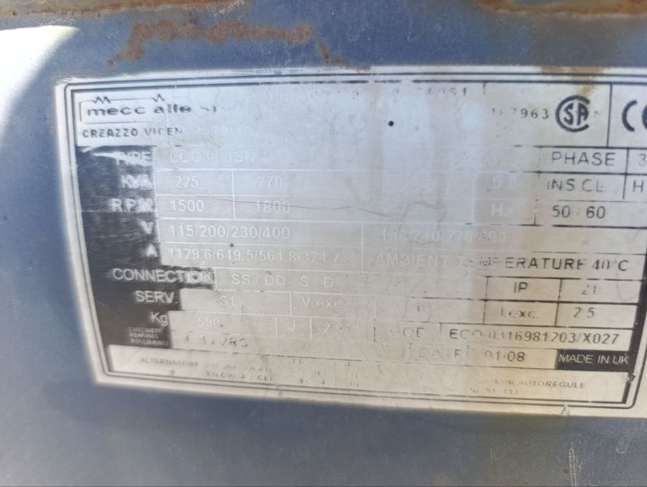 Generatorlar sotiladi 150 Kw 215 Kw