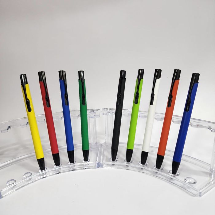 Металлические пластиковые ручки с логотипом