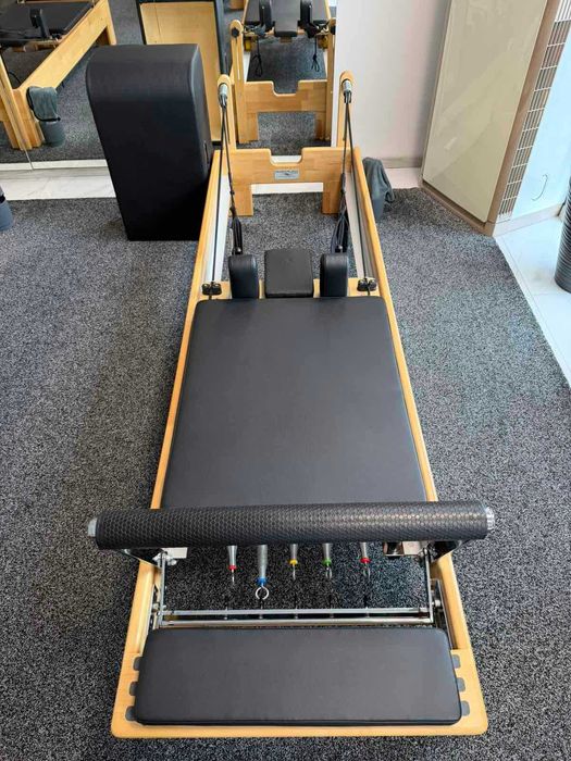 Реформър пилатес оборудване
