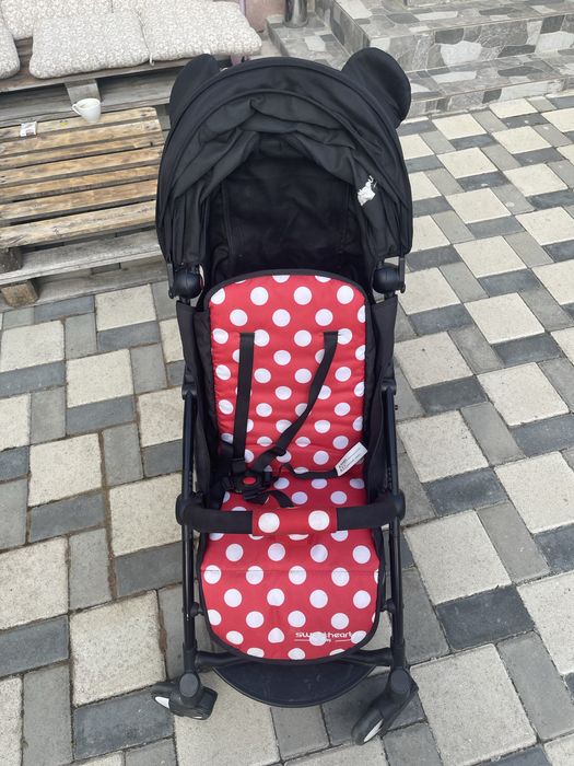 Carucior copii Minnie Mouse compact