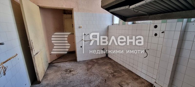 Продава се Магазин в Варна, Център - 176 кв.м за 1762 €/кв.м - Снимка #3