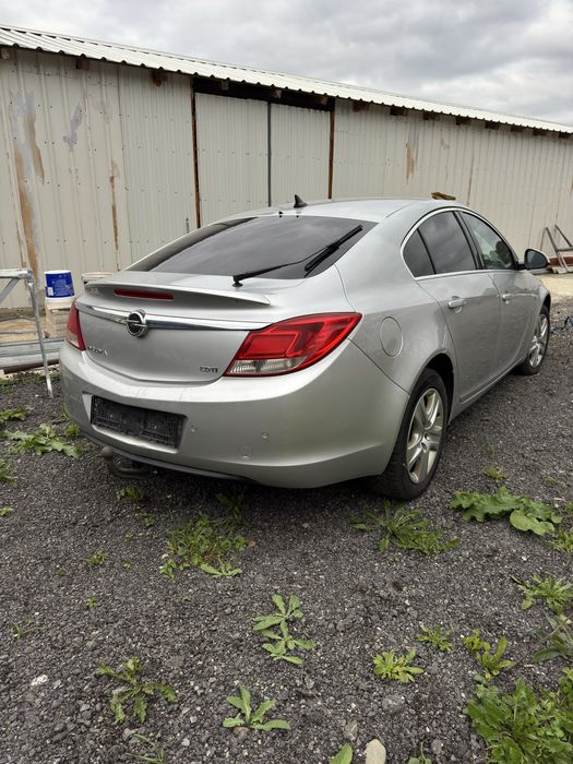 Vand Opel Insignia cu motor defect