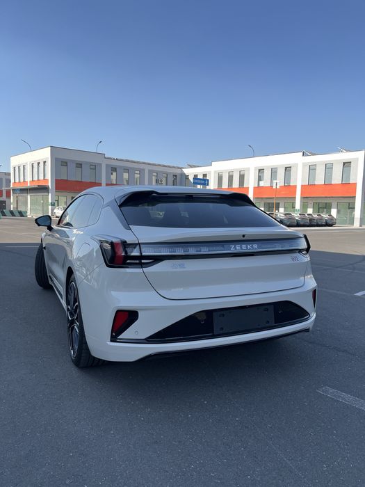 Zeeker 001 yu sport