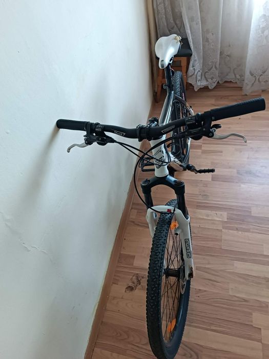 Vând bicicleta sau schimb