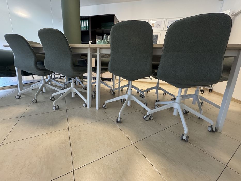 Офис мебели столове и шкафове