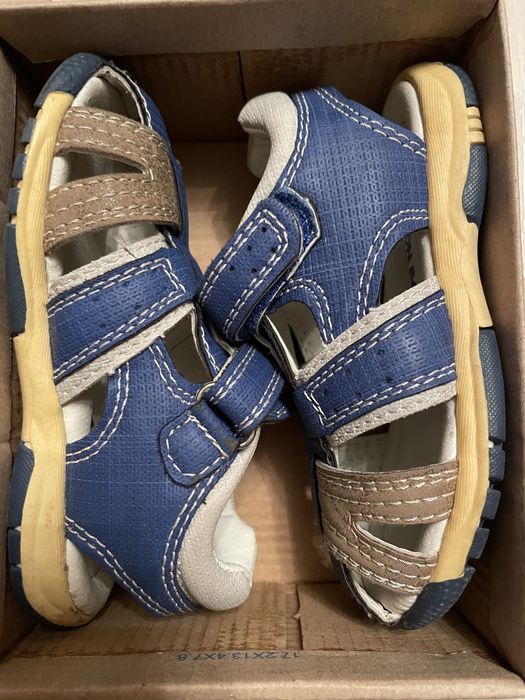 Бебешки обувки, сандали и кроксове