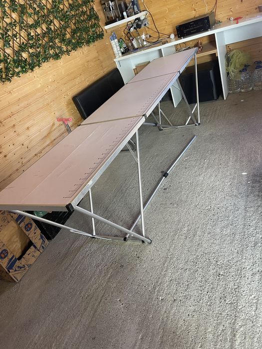 Se vinde aceasta masa Gradata 250 lei