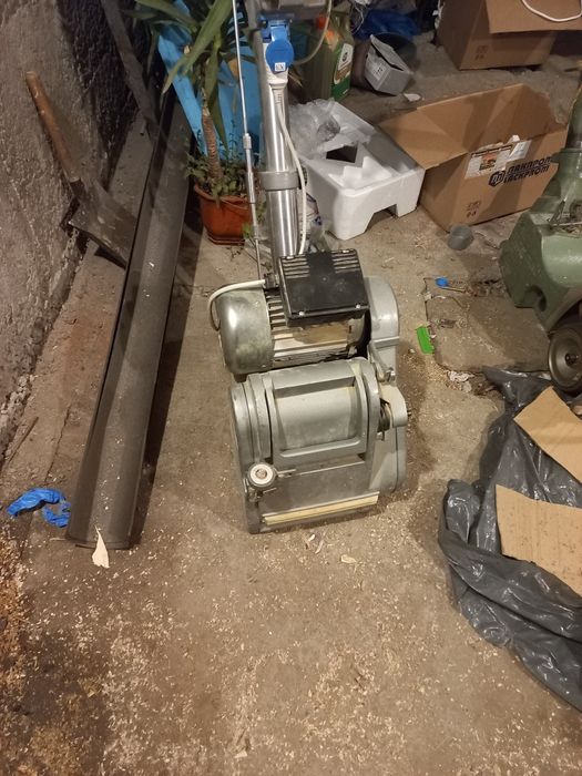 Машина за циклене на паркет