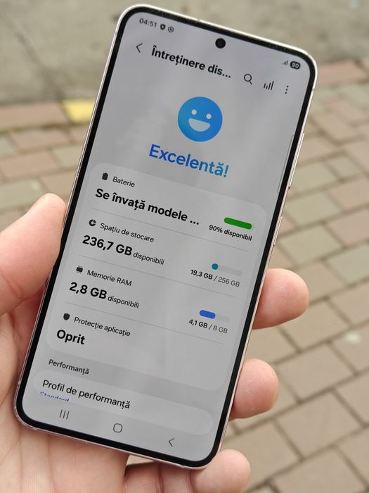 Vând sau Schimb Samsung Galaxy s23 5G. 256GB Lila