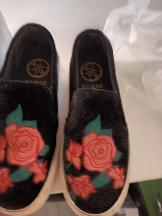 Лот от обувки спортни елегантни