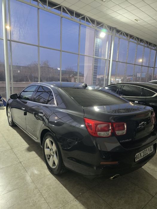 Chevrolet Malibu 1 sotiladi