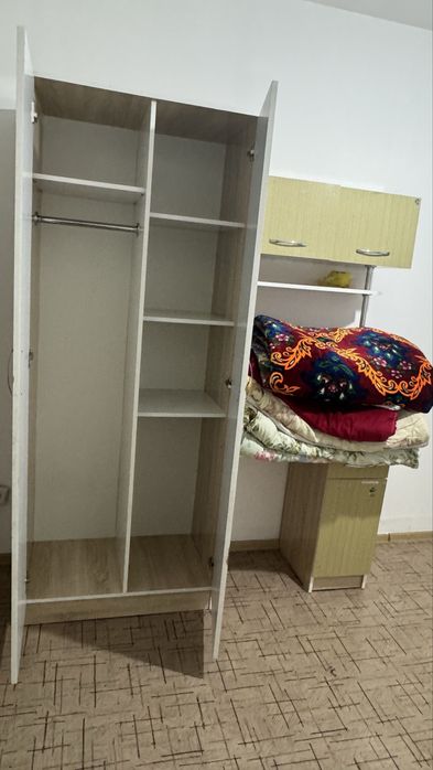 Шкаф с компьютерным столиком