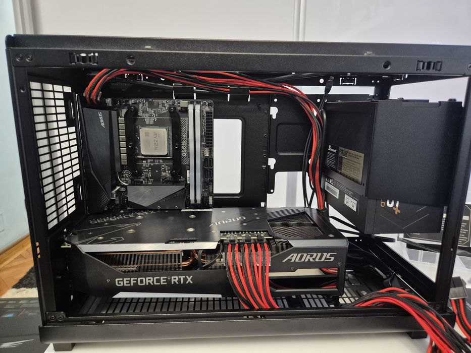 Vand placa video 3070ti gigabyte Aorus Master !!!