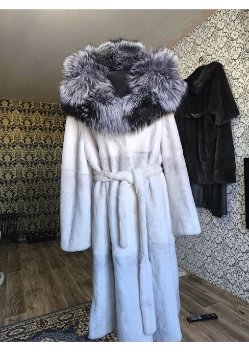 Продам шубку из меха бобрика