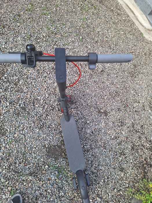 Vând trotineta xiaomi 4 Pro