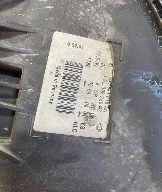 Far dreapta 1 EL 008 350 02 Volkswagen VW Passat B5.5 (facelift)