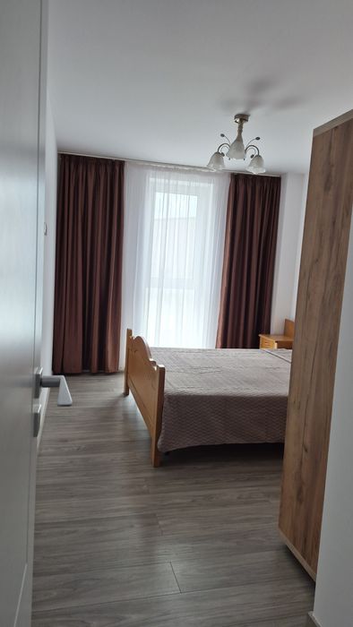 Inchiriez apartament  cu 2 camere