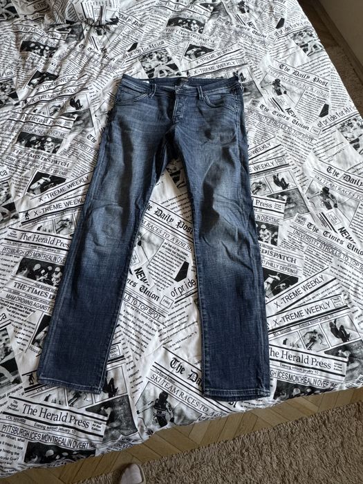 Мъжки дънки за всеки ден