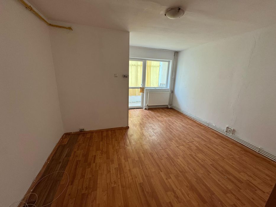 Garsonieră 27 mp de vânzare în Deva – Aleea Crișului, ideală pentru locuit sau investiție