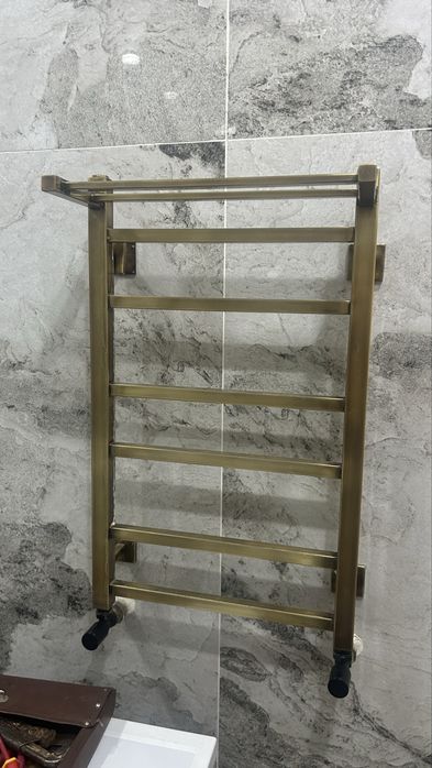Продам набор в ванную