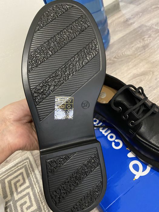 Продам новые лоферы